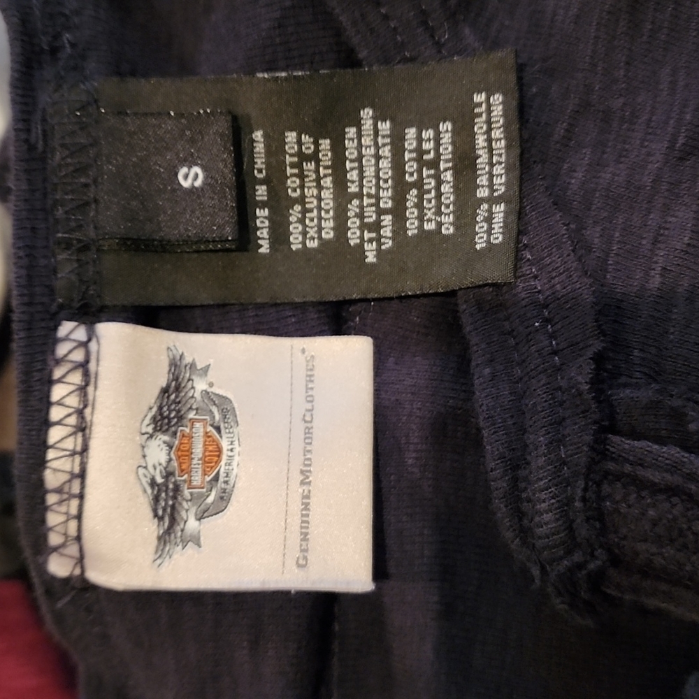 Harley Davidson black, burgundy white stripe (M) - Picture 9 of 9